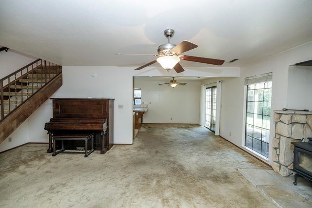 2516 Walnut Grove Way, Modesto, CA 95355