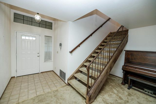 2516 Walnut Grove Way, Modesto, CA 95355