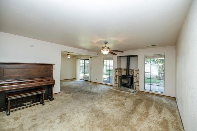 2516 Walnut Grove Way, Modesto, CA 95355