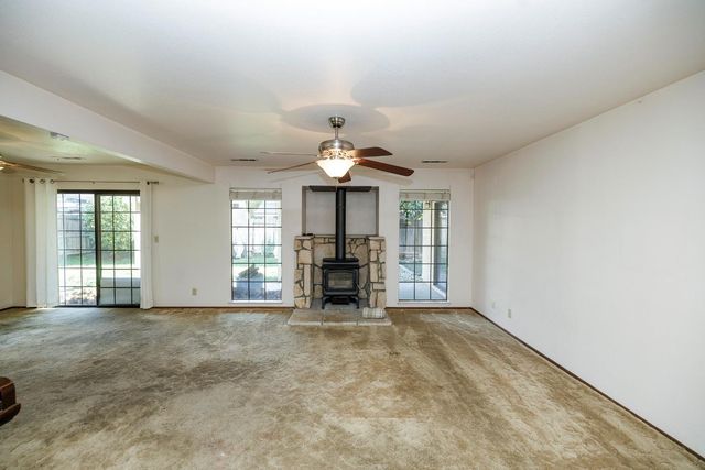 2516 Walnut Grove Way, Modesto, CA 95355