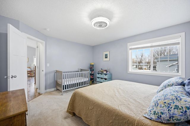 609 5th Street E, Horace, ND 58047