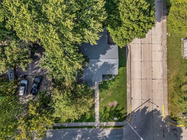 556 Broad Avenue, Nappanee, IN 46550