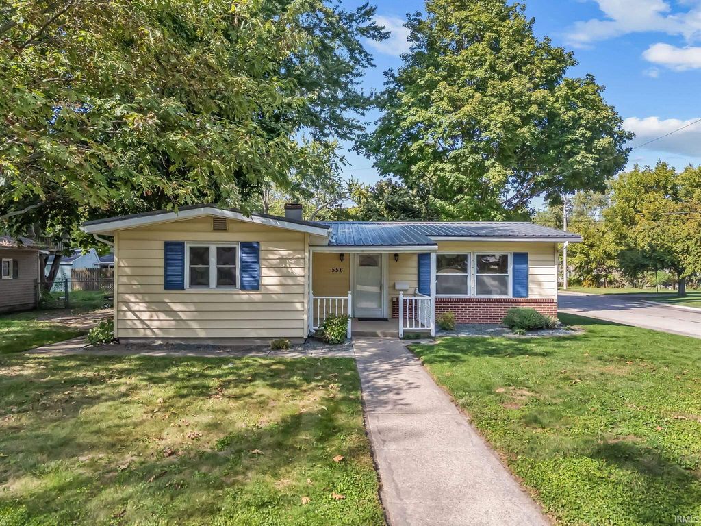 556 Broad Avenue, Nappanee, IN 46550