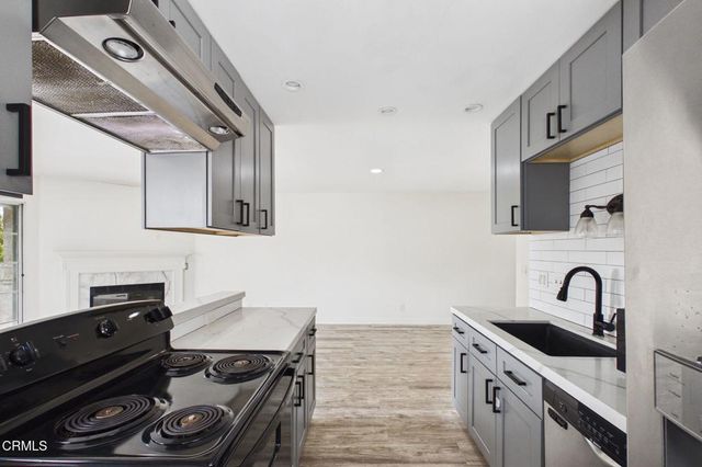2623 Antonio Drive 112, Camarillo, CA 93010