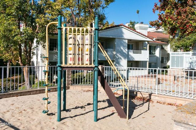2623 Antonio Drive 112, Camarillo, CA 93010