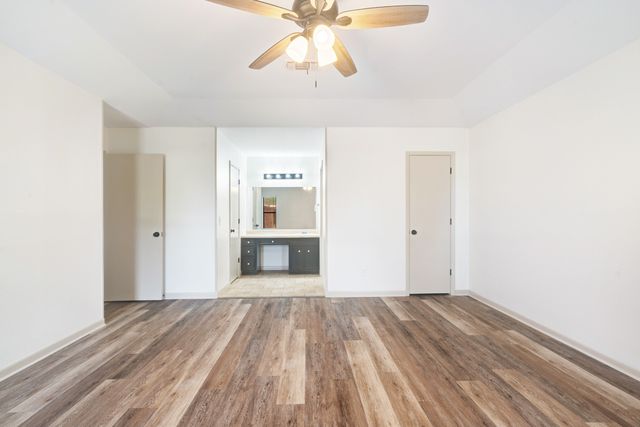 2815 Ballard Drive, Paris, TX 75460