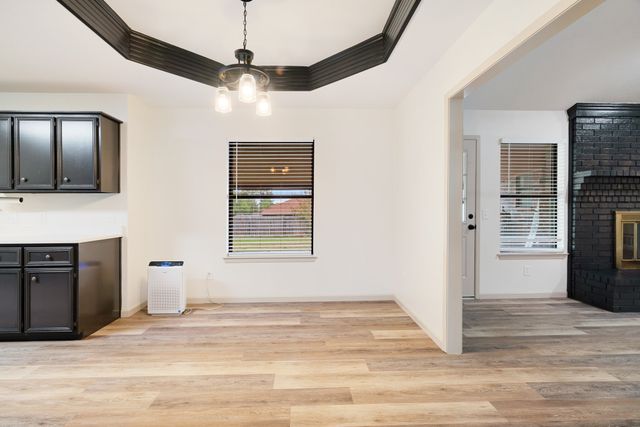 2815 Ballard Drive, Paris, TX 75460