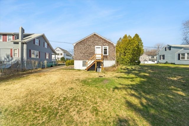 22 Ingell Street, Taunton, MA 02780