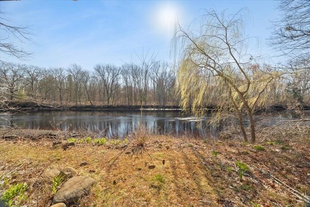 22 Ingell Street, Taunton, MA 02780