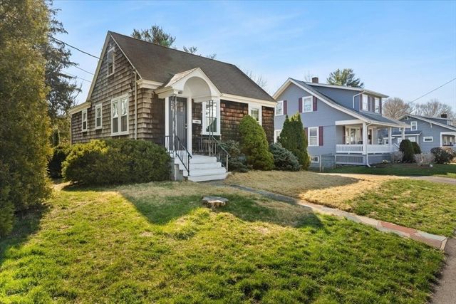22 Ingell Street, Taunton, MA 02780