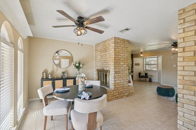 2313 Gettysburg Place, Bedford, TX 76022