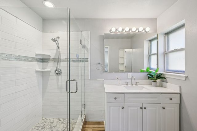 2313 Gettysburg Place, Bedford, TX 76022