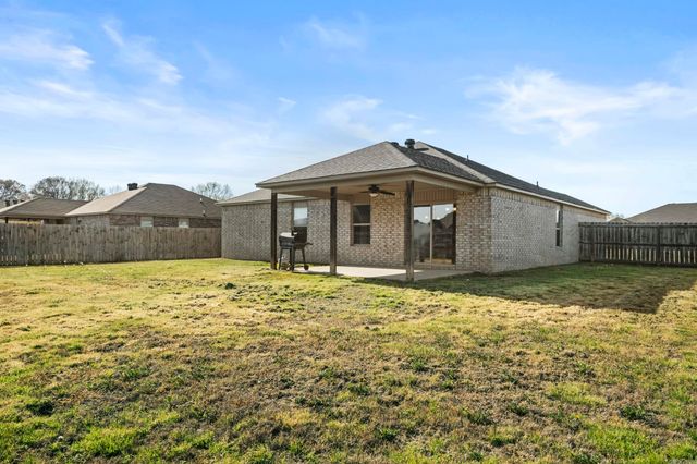 2426 Lancashire Lane, Cabot, AR 72023