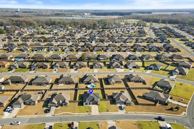 2426 Lancashire Lane, Cabot, AR 72023