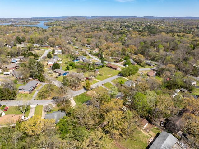 4819 Montcrest Dr, Chattanooga, TN 37416