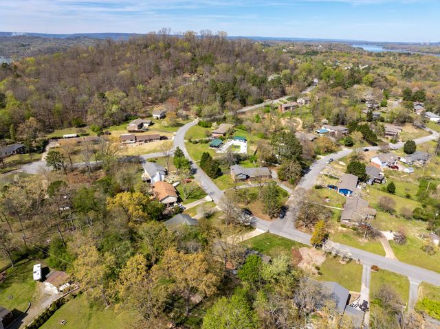 4819 Montcrest Dr, Chattanooga, TN 37416