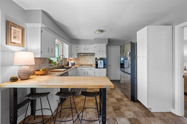 4819 Montcrest Dr, Chattanooga, TN 37416