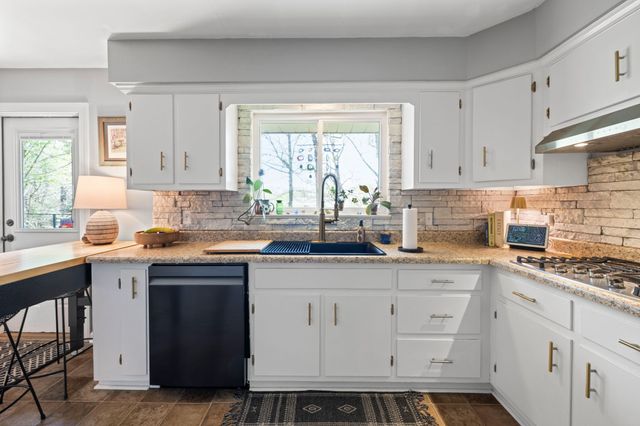 4819 Montcrest Dr, Chattanooga, TN 37416