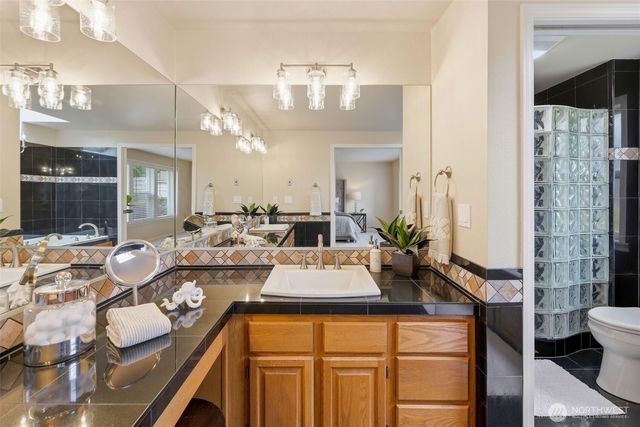 13910 72nd Avenue E, Puyallup, WA 98373