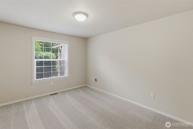 13910 72nd Avenue E, Puyallup, WA 98373