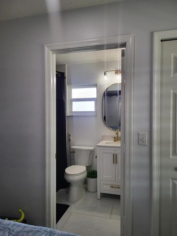 272 SW Crescent Avenue, Port St. Lucie, FL 34984