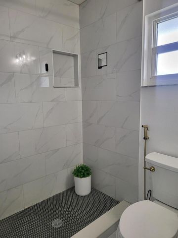 272 SW Crescent Avenue, Port St. Lucie, FL 34984