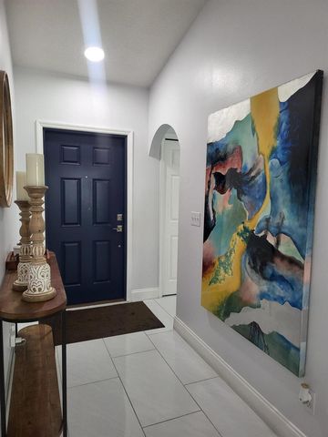 272 SW Crescent Avenue, Port St. Lucie, FL 34984