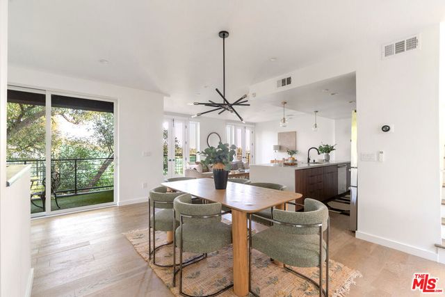 2267 Duane Street 3, Los Angeles, CA 90039