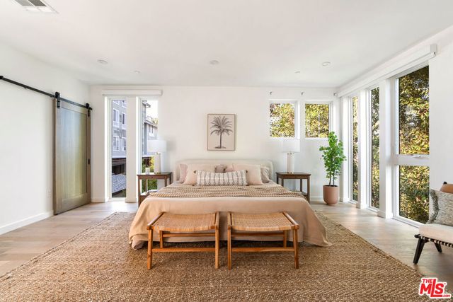 2267 Duane Street 3, Los Angeles, CA 90039