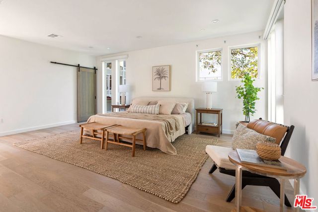 2267 Duane Street 3, Los Angeles, CA 90039