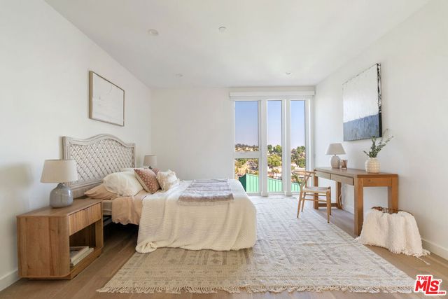 2267 Duane Street 3, Los Angeles, CA 90039