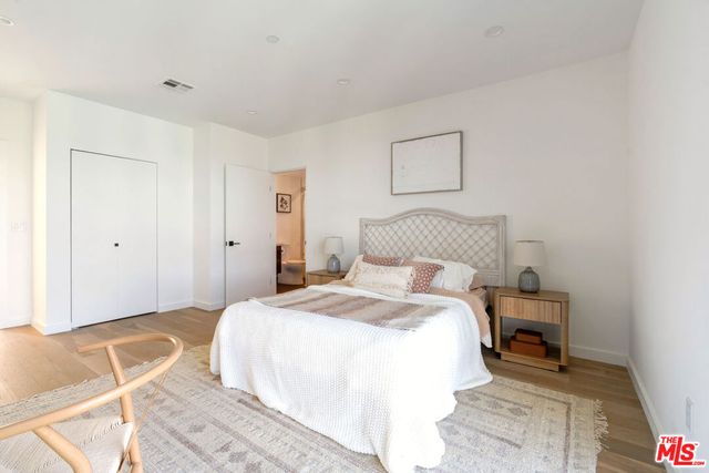 2267 Duane Street 3, Los Angeles, CA 90039