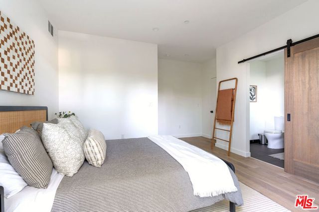 2267 Duane Street 3, Los Angeles, CA 90039