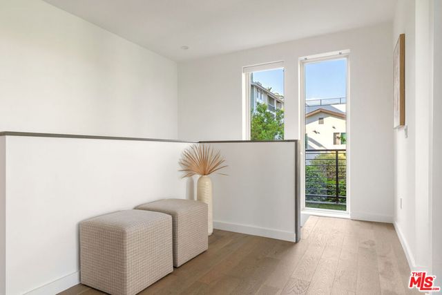 2267 Duane Street 3, Los Angeles, CA 90039