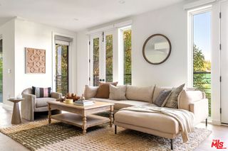 2267 Duane Street 3, Los Angeles, CA 90039