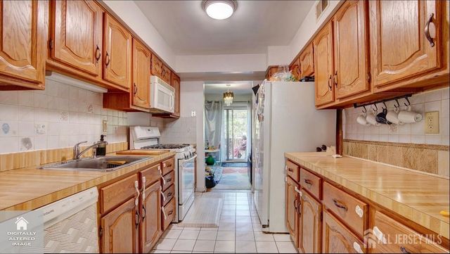 185 Nathan Drive, North Brunswick, NJ 08902
