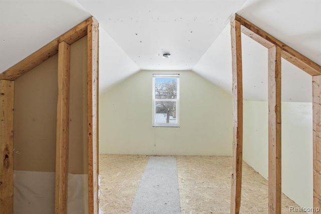 2304 2nd St Street, Westland, MI 48186