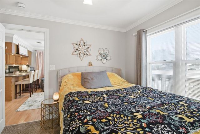 2304 2nd St Street, Westland, MI 48186