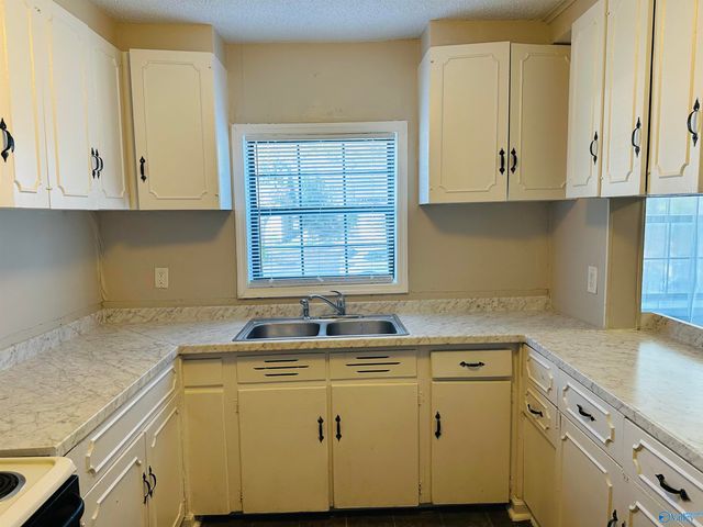 1129 Stillman Avenue, Gadsden, AL 35903