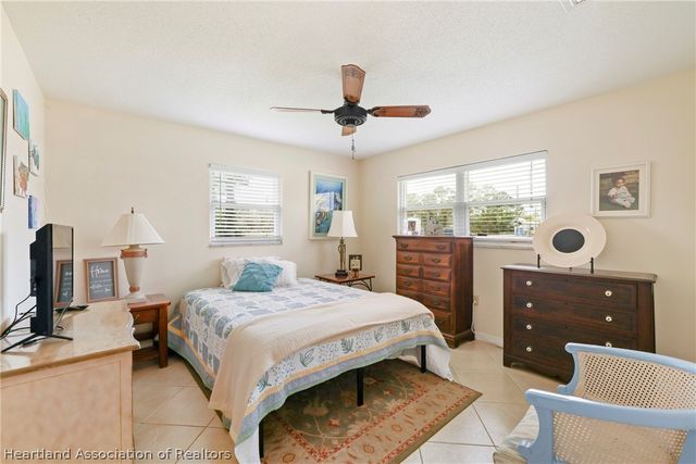 320 Vanguard Avenue NW, Lake Placid, FL 33852