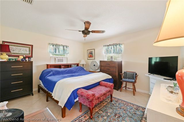 320 Vanguard Avenue NW, Lake Placid, FL 33852