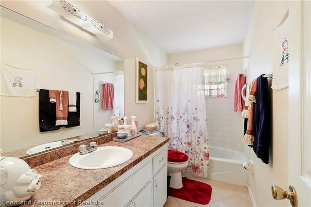 320 Vanguard Avenue NW, Lake Placid, FL 33852