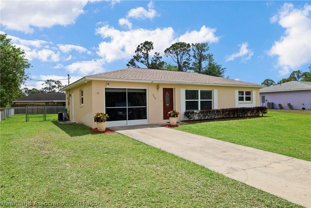 320 Vanguard Avenue NW, Lake Placid, FL 33852