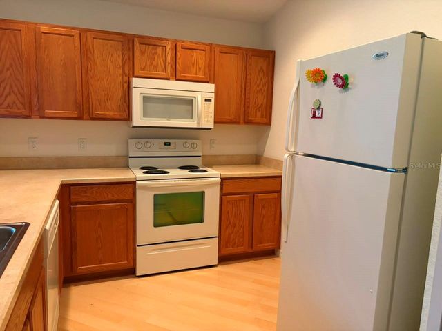 4921 NE 123RD LANE, Oxford, FL 34484