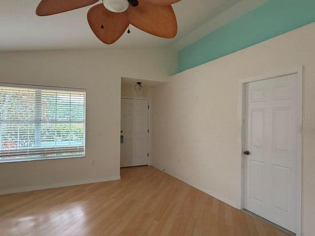 4921 NE 123RD LANE, Oxford, FL 34484