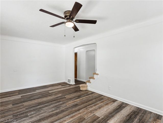 294 E 264th Street, Euclid, OH 44132