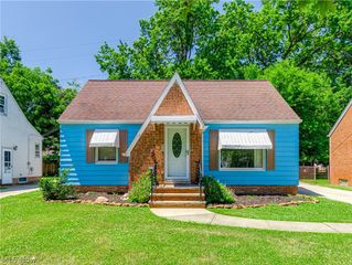 294 E 264th Street, Euclid, OH 44132