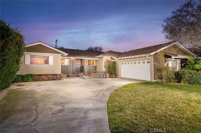 549 California, Claremont, CA 91711