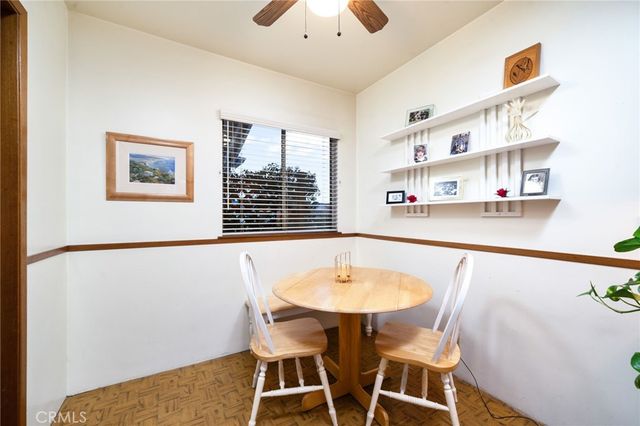 549 California, Claremont, CA 91711