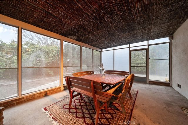 549 California, Claremont, CA 91711